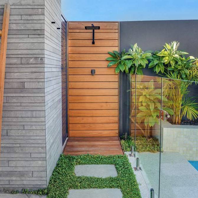 6 WAYS TO LANDSCAPE PRIVACY